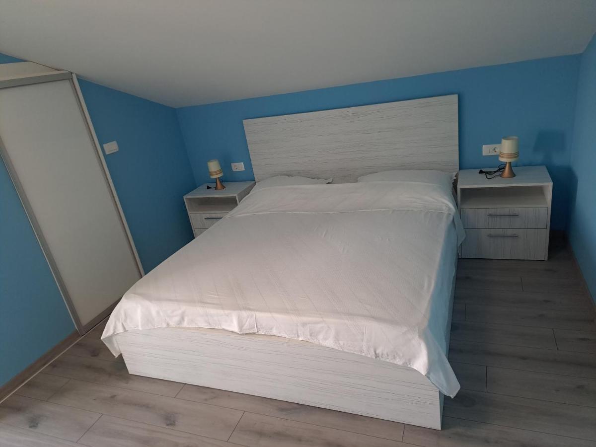 Apartman Vidas Palit Zewnętrze zdjęcie